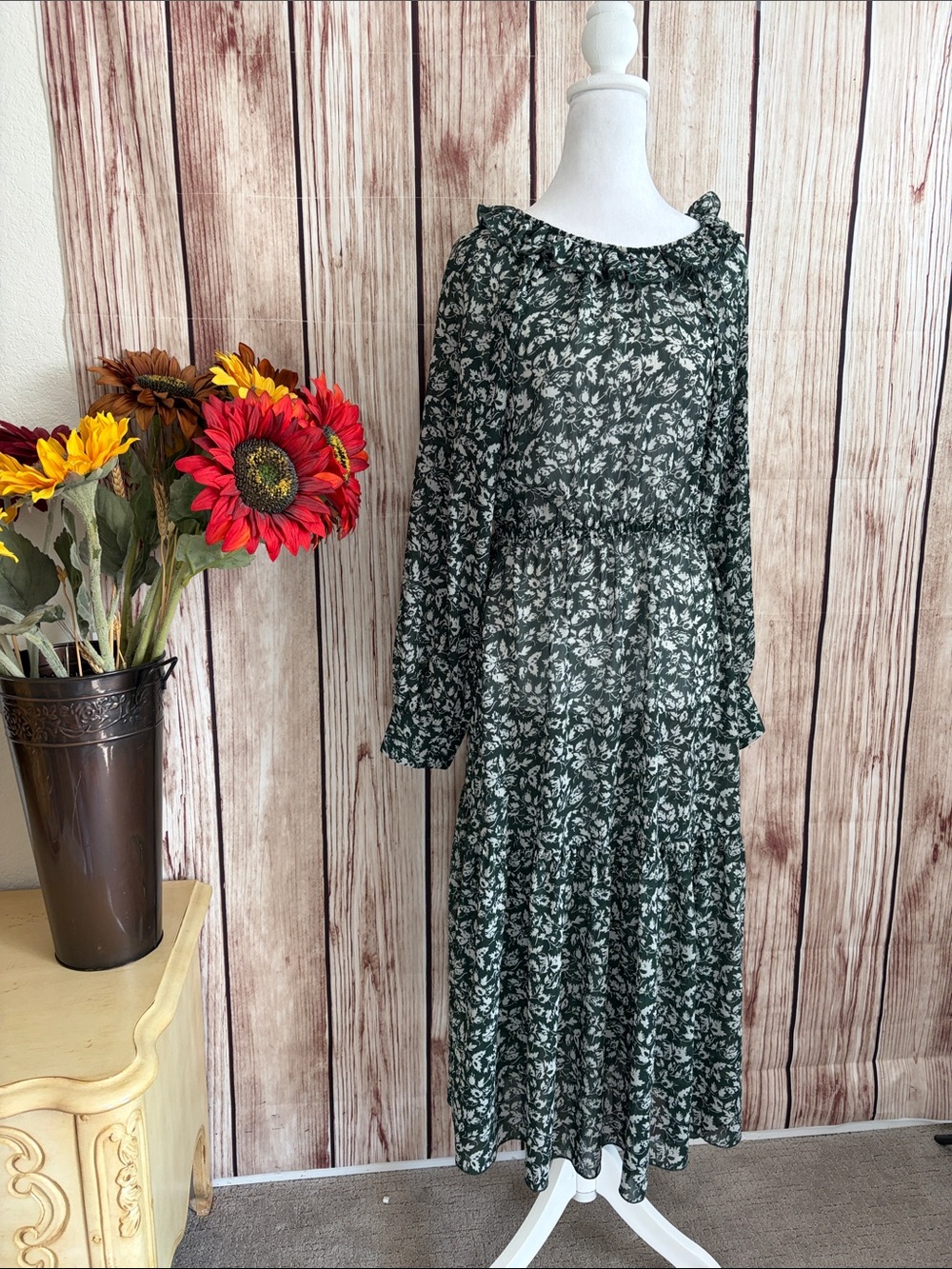 Madewell Sheer Green w/White Floral & Ruffle Accents Long Sleeve Maxi Dress Med
